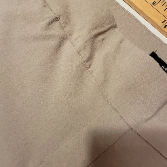 💗 PENNINGTONS Savvy Fit Capris Light Brown Size 26 Plus Size Rayon - Picture 11 of 12